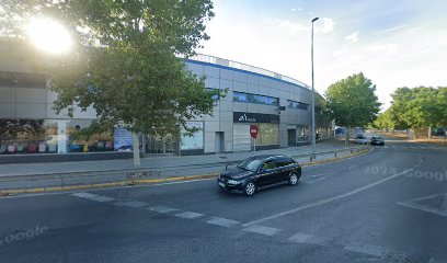 Imagen de Diseño Obras Y Mantenimiento De Jardinería S L L situado en Sevilla, Sevilla