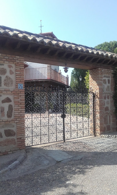 Imagen de Manzanares C B situado en Guadamur, Toledo